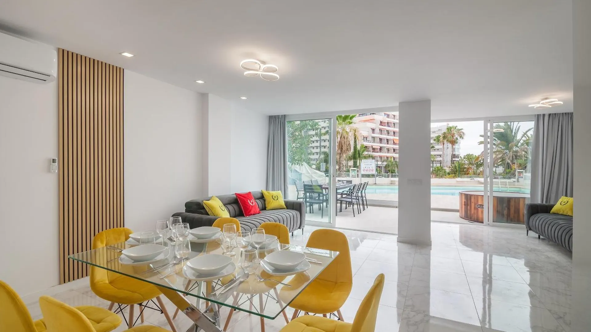 Ponderosa Next To The Pool Apartments With Big Terraces Close To The Beach And Siam Park Playa Fanabe