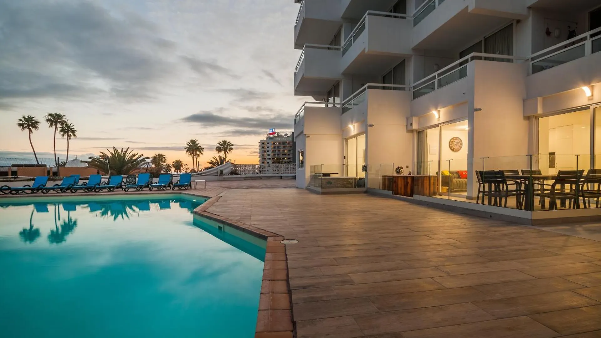 Ponderosa Next To The Pool Apartments With Big Terraces Close To The Beach And Siam Park Playa Fanabe Spain