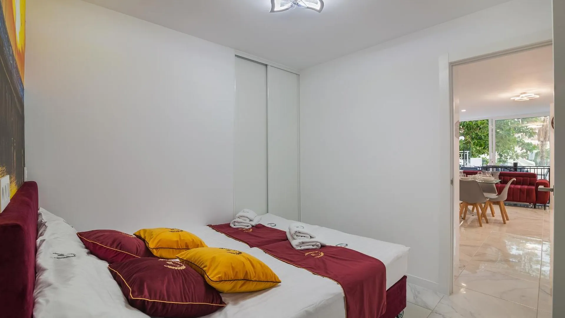 Ponderosa Next To The Pool Apartments With Big Terraces Close To The Beach And Siam Park Playa Fanabe 0*,  Spain